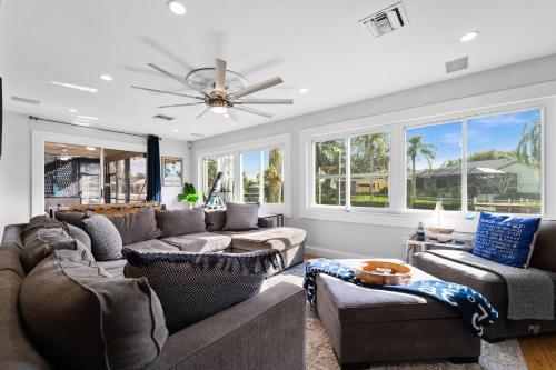 Seabreeze Manor 2
