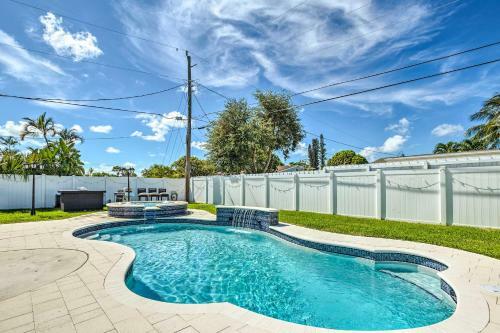 Pet-friendly Palm Beach Oasis Less Than 4 Mi To Beach