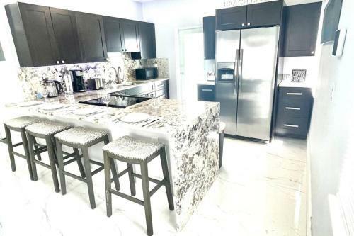 Brand New! Stylish 2bd 1bth Home In North Miami