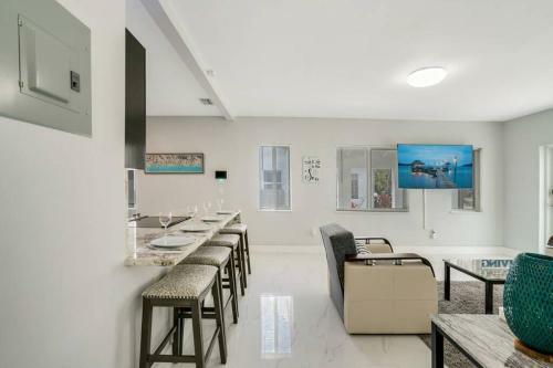 Brand New! Stylish 2bd 1bth Home In North Miami