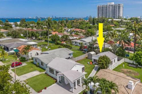 New! Cozy 2 Bd 1 Bth Cottage In Miami Shores