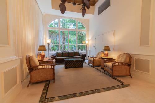 Apartamento The Palm Beach Hotel Condominium
