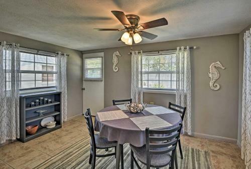 Coastal Bungalow 2 Blocks To Ormond Beach!