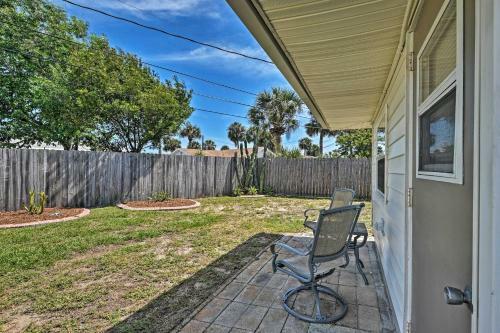 Coastal Bungalow 2 Blocks To Ormond Beach!