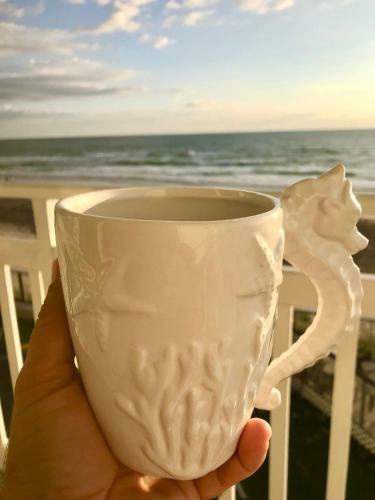 Beachfront Bliss - Suite At Symphony Beach Club