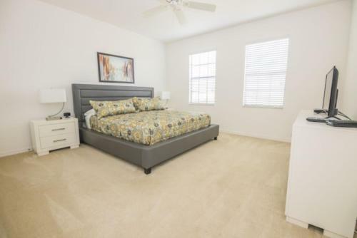 Prestigious Providence Resort Vacation Home