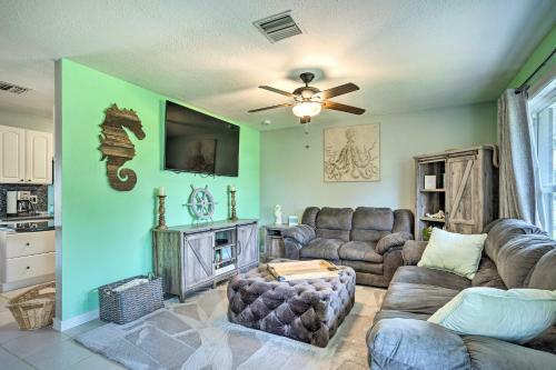 Bright Home With Private Pool, 13 Mi To Beaches