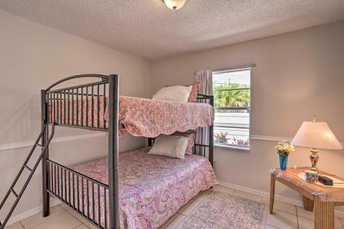 Charming Port St Lucie Getaway With Pool!