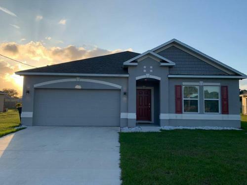 Cozy 3bed 2bath Near Mets Stadium/beach