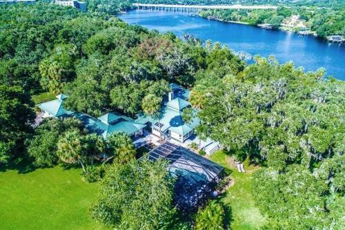 Bed & Breakfast Riverbend Retreat - Fla.