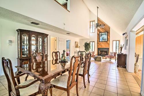 Riverfront Home With Lanai And Games On 2 And Acres