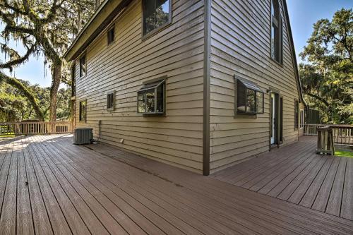 Riverfront Home With Lanai And Games On 2 And Acres