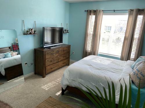 Entire Home In New, Centrally Located Community!