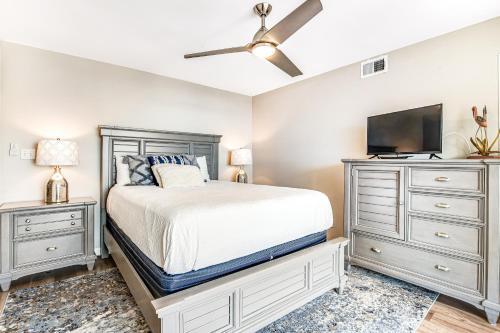 Starboard Village 3-321