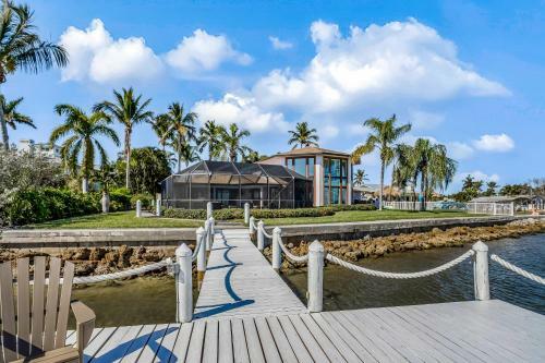 Endless Views & Luxury