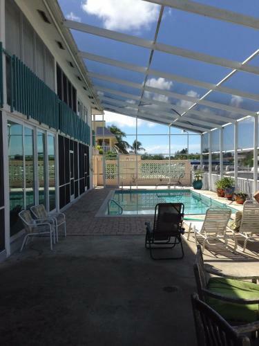 Apartamento Waterfront Condo With Private Dock