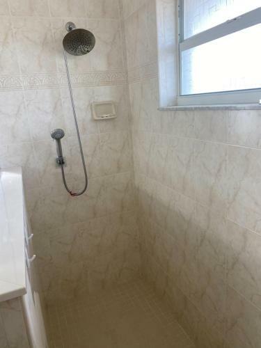Spacious And Private Pool House, 15 Min To Beach