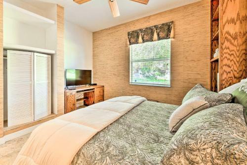 Spacious Canalfront Oasis In Rotonda West!
