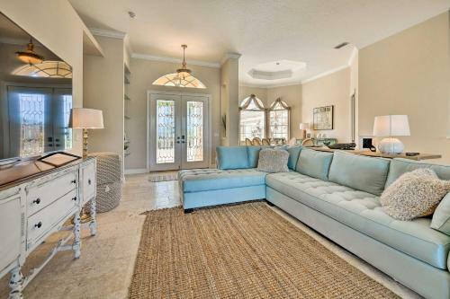 Spacious Canalfront Oasis In Rotonda West!