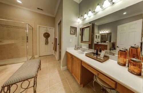 Cinnamon Beach Resort By Teeming Vacation Rentals
