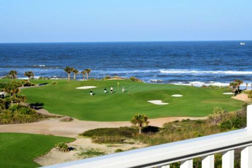 Cinnamon Beach Resort By Teeming Vacation Rentals
