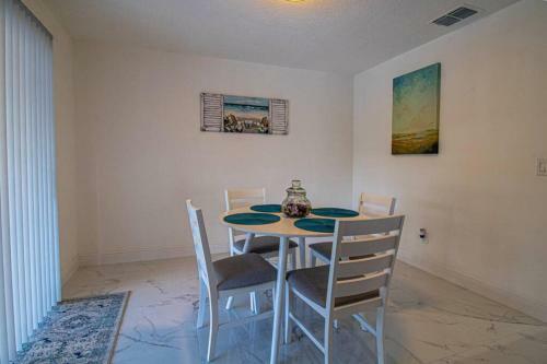 Sea La Vie, Family-friendly Home W/ Pool