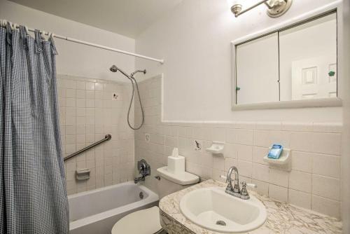 Apartamento Pompano Beach Apt With Shared Pool And Gas Grill!