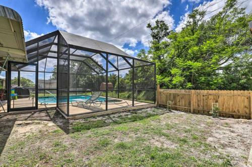 Florida Oasis Solar Heated Pool With Fire Pit & Grill