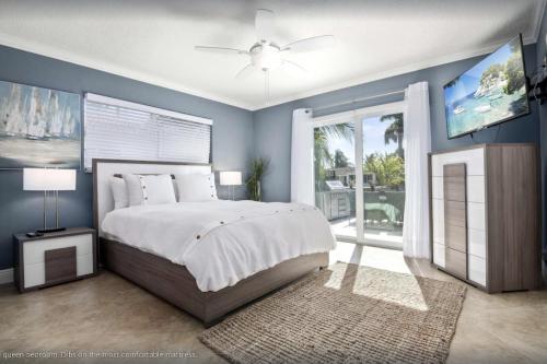 Upscale Pompano Beach Getaway Home, 3 Bed, 2 Bath, Sleeps 8