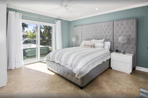 Upscale Pompano Beach Getaway Home, 3 Bed, 2 Bath, Sleeps 8