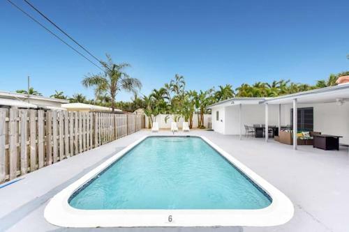 Hostal Beautiful Home Great Location Pool Near Beach