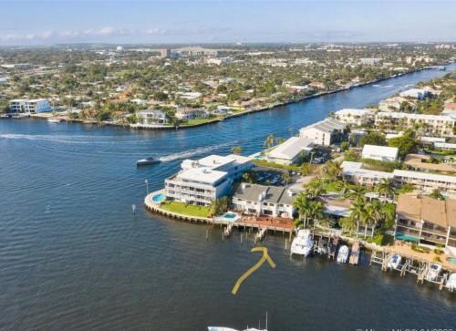 Intracoastal Waterview 1 Block Walk To Beach 4 Rooms