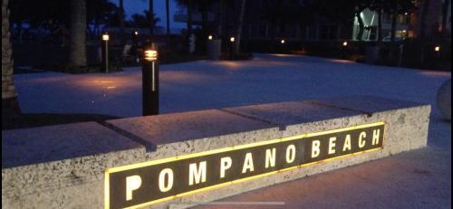 Intracoastal Waterview 1 Block Walk To Beach 4 Rooms