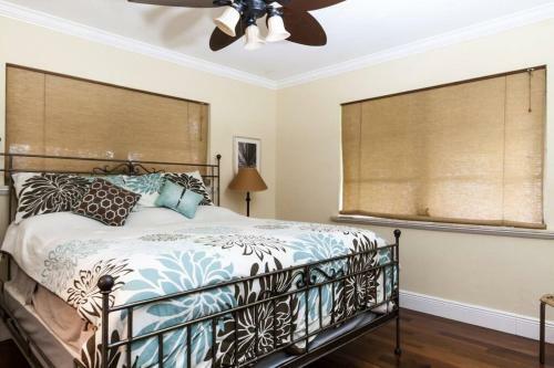 Luxury 4/2 Nr Beach, Hot Tub