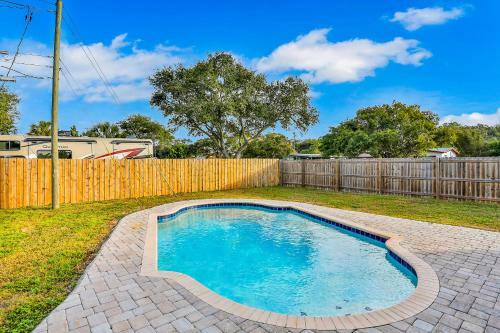 Warm Weather Hideaway