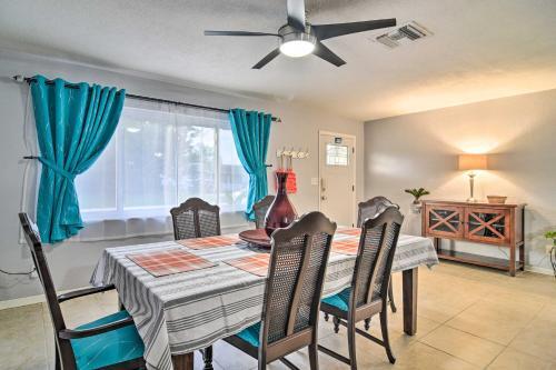 Sunny Hideout With Fenced-in Yard Pets Welcome