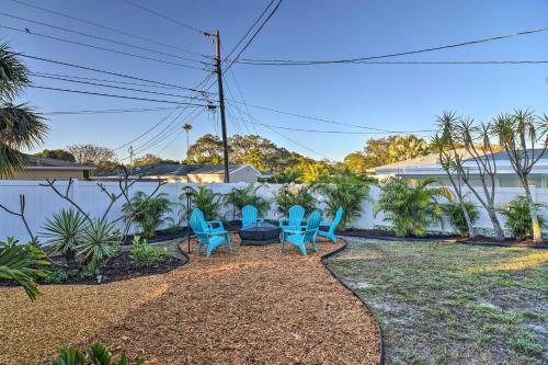 Lush Seminole Surf Inn With Backyard Fire Pit