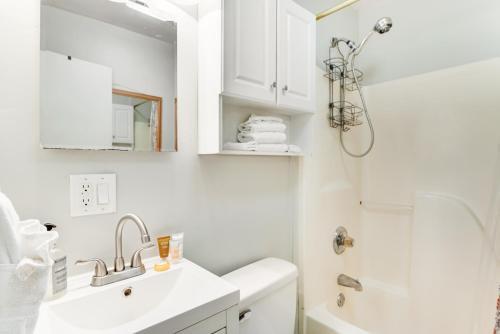 Downtown Cottage Retreat