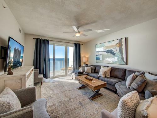 Beach Front - Updated 3 Bedroom Condo Located On 7th Floor