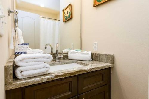 Mirabella 602 By Meyer Vacation Rentals