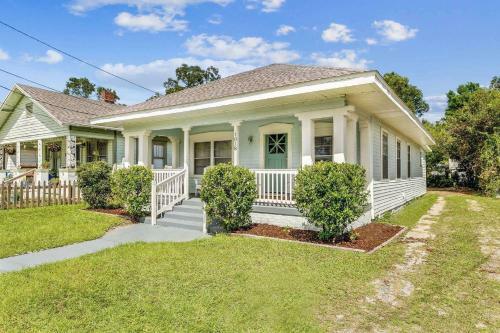 Blue Bungalow