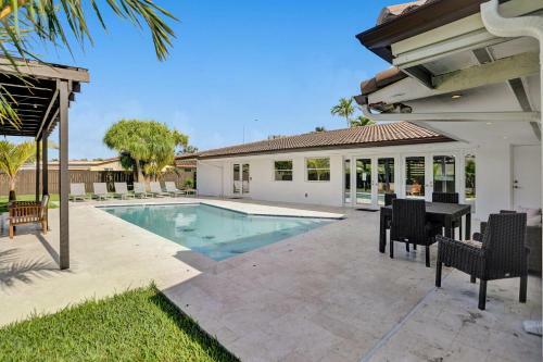 Miami Pool House