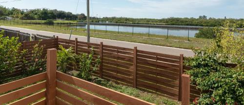 Casa Tranquila - 3 Bed 2 Bath Upper Story Apartment