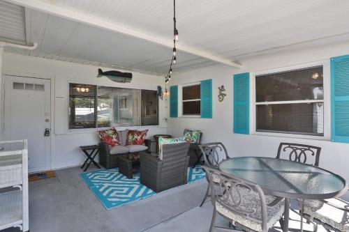 Gulfport Coastal Cottage