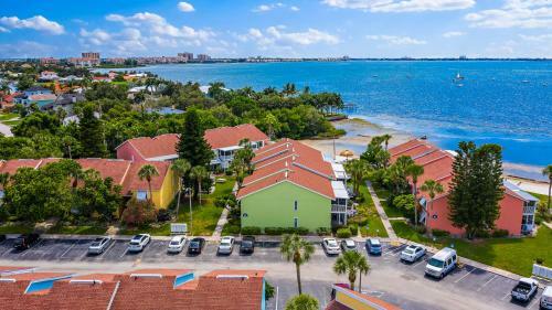 Apartamento Lovers Den Your Hidden Private Gem