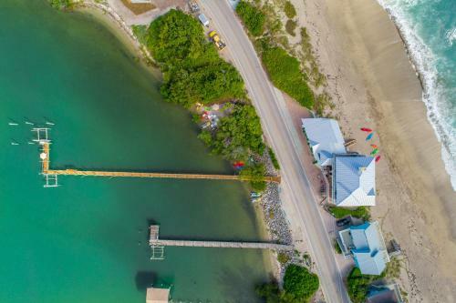 Eden Beach Retreat