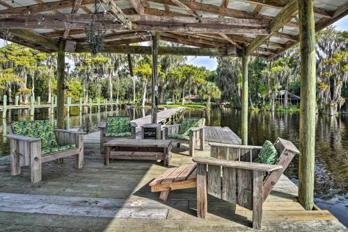 Pirate Cove In Welaka Dock And River Access!