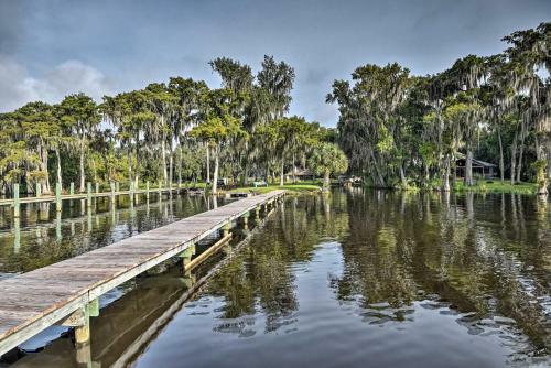 Pirate Cove In Welaka Dock And River Access!