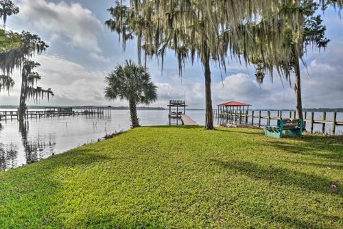 Pirate Cove In Welaka Dock And River Access!