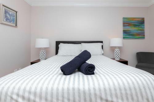 Bright Apartment With Balcony And Nice View - 2br 1ba
